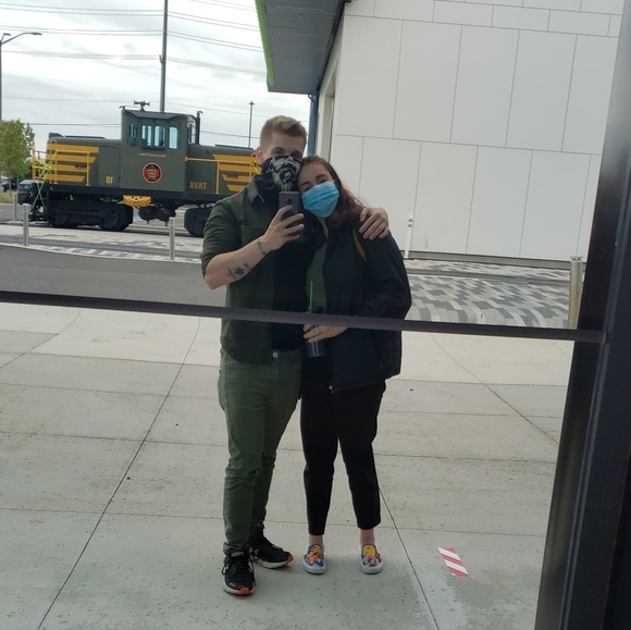 Meet your Posher, Edward - Picture 1 of 1